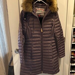 HUNTER Beautiful quality Women's Quilted Coat with removable Faux Fur Hood MINT